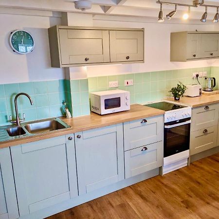 2 Stable Cottage, Llanbethery Llancarfan Экстерьер фото
