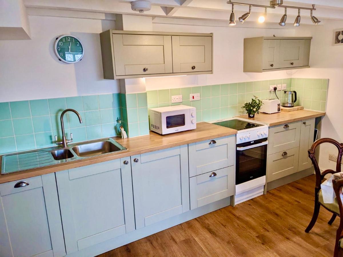 2 Stable Cottage, Llanbethery Llancarfan Экстерьер фото